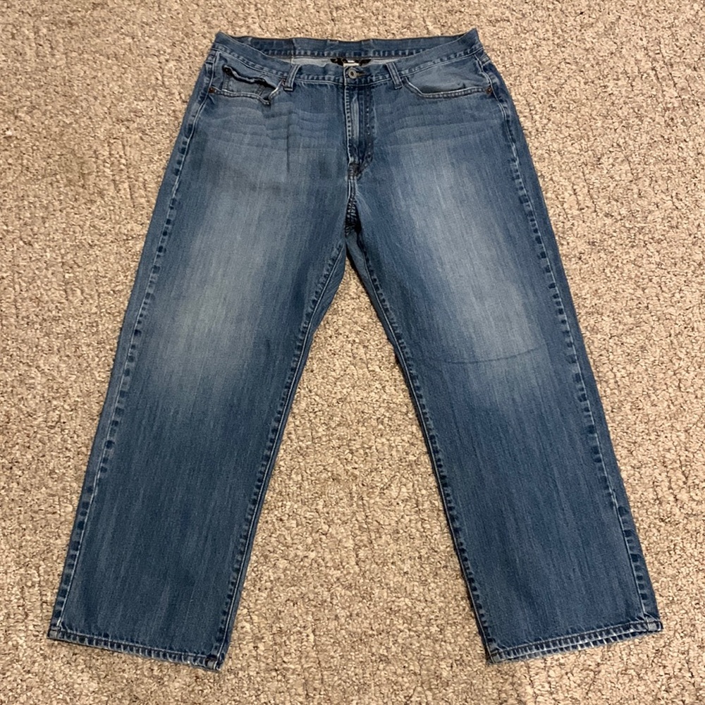 6. Lucky Brand Men’s Jeans 38 x 30